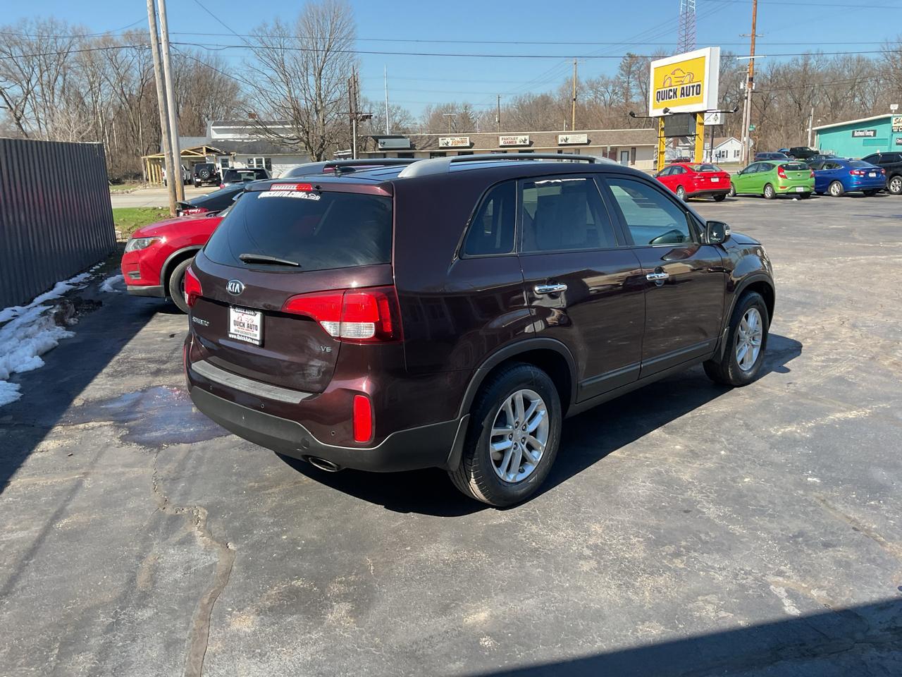 Kia Sorento 2WD 4dr V6 LX 2015