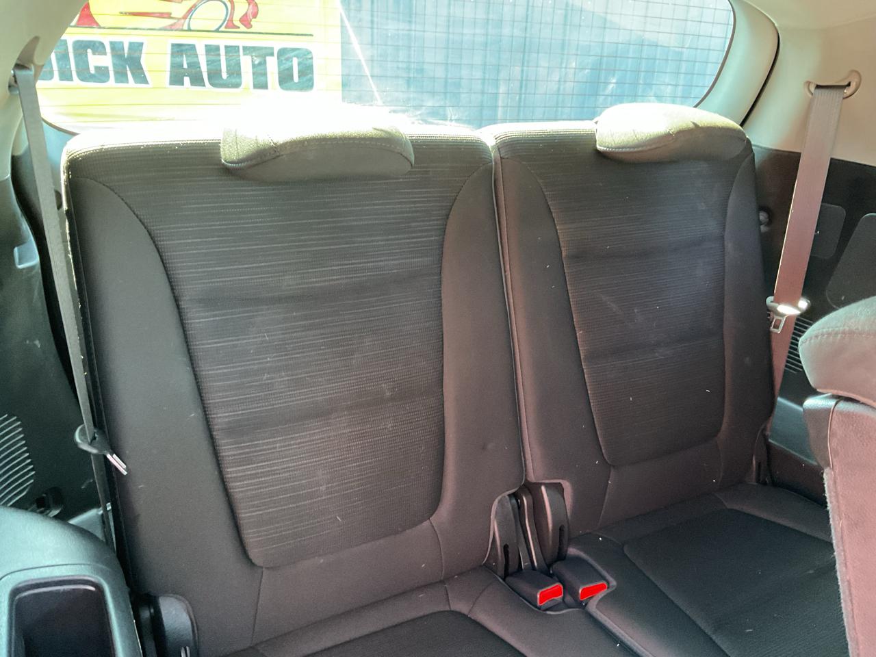 Kia Sorento 2WD 4dr V6 LX 2015