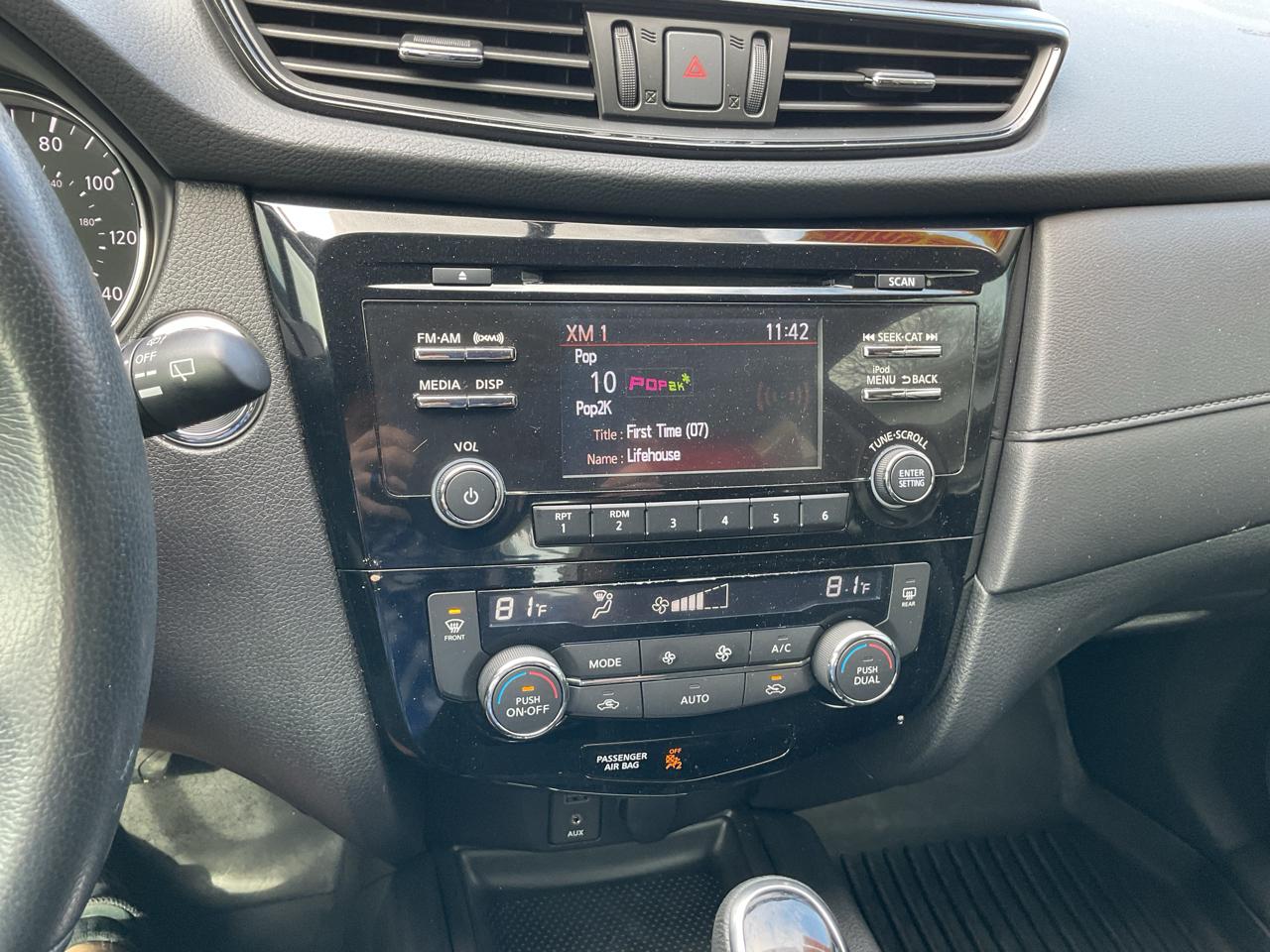 Nissan Rogue AWD SV 2017