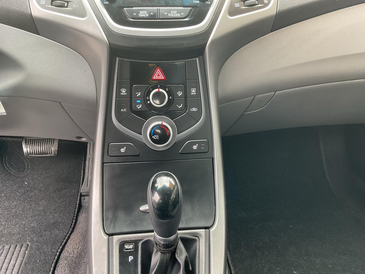 Hyundai Elantra 4dr Sdn Auto SE (Ulsan Plant) 2014