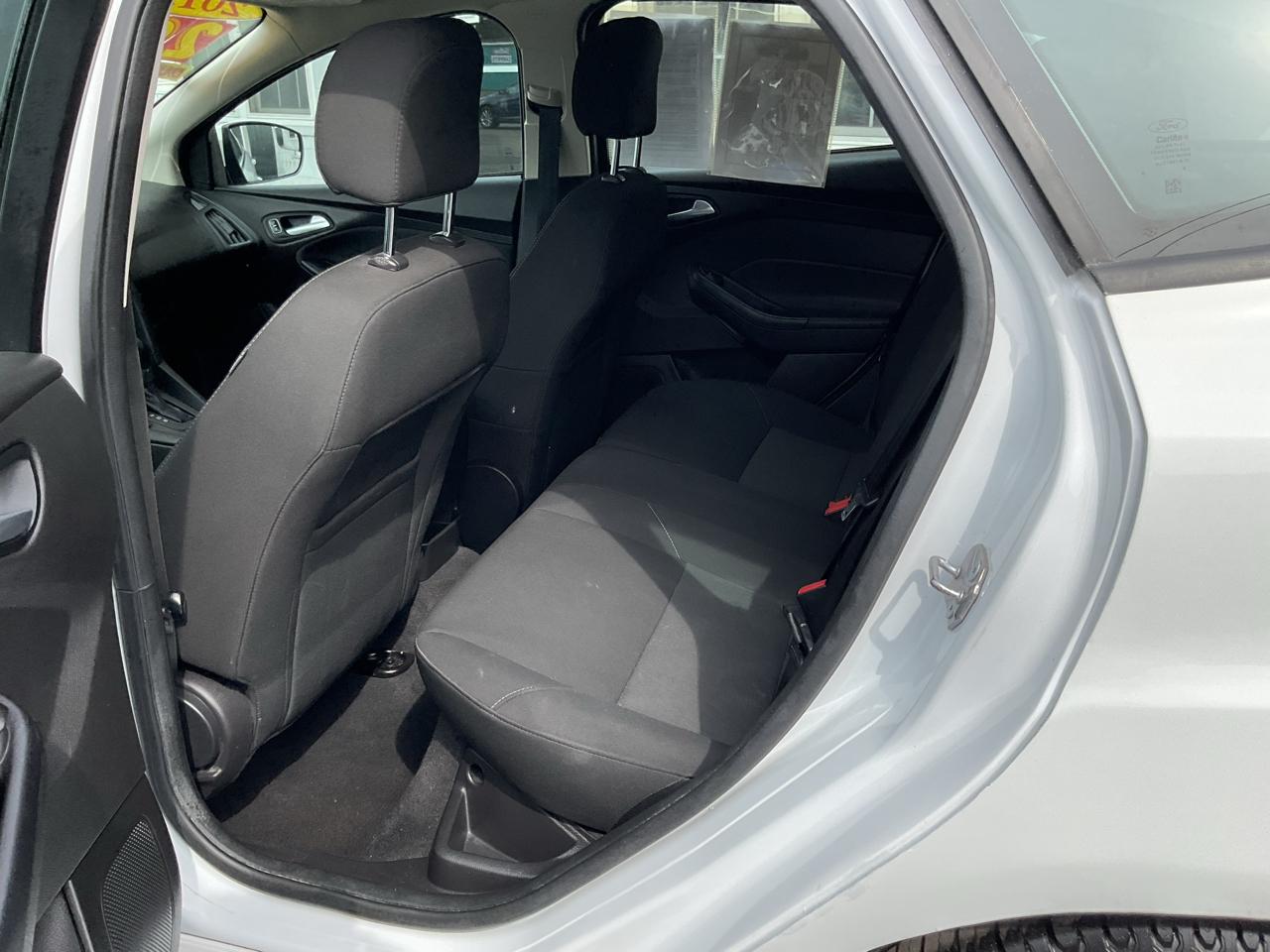 Ford Focus 5dr HB SE 2015