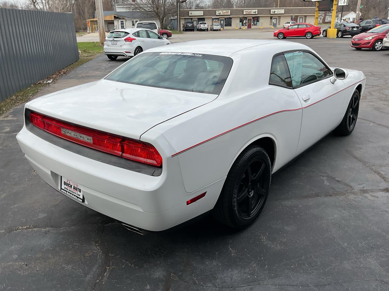 Dodge Challenger 2dr Cpe SXT 2014