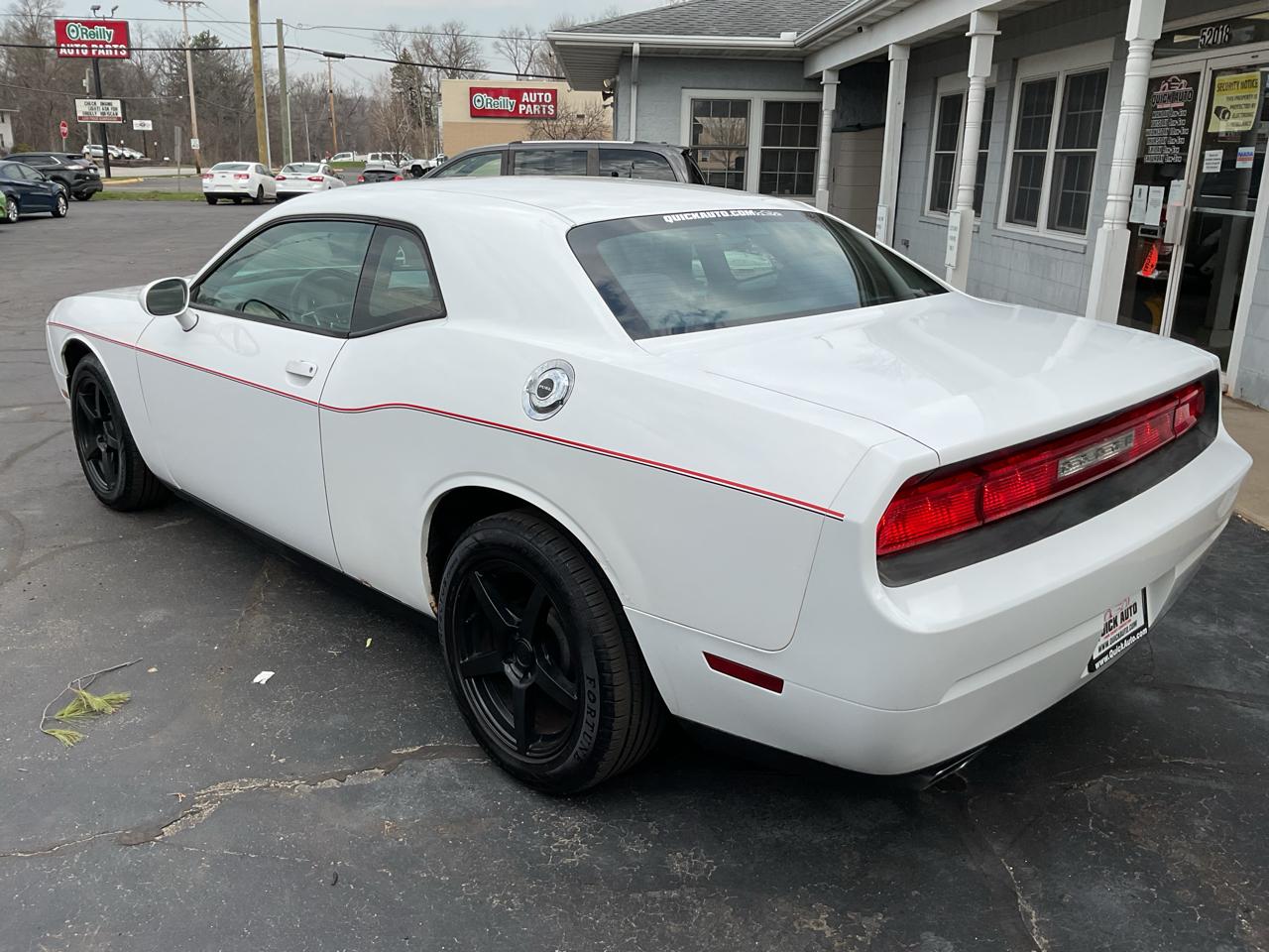 Dodge Challenger 2dr Cpe SXT 2014