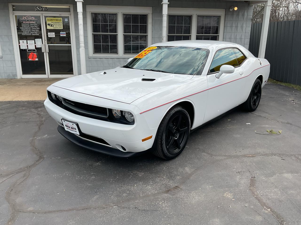 Dodge Challenger 2dr Cpe SXT 2014