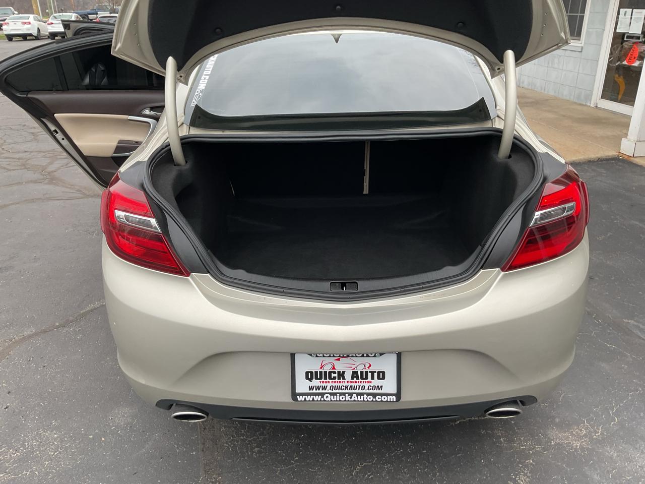 Buick Regal 4dr Sdn Turbo FWD 2016