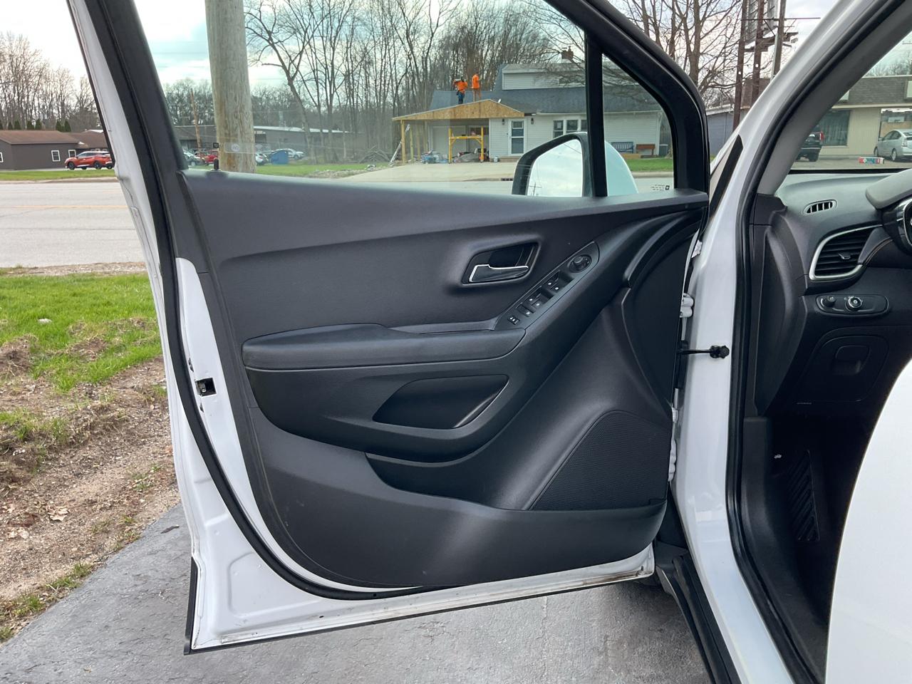 Chevrolet Trax FWD 4dr LT 2019