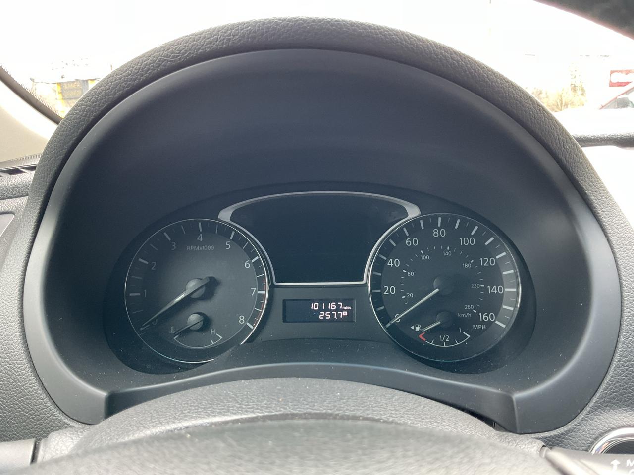 Nissan Altima 4dr Sdn I4 2.5 SL 2014