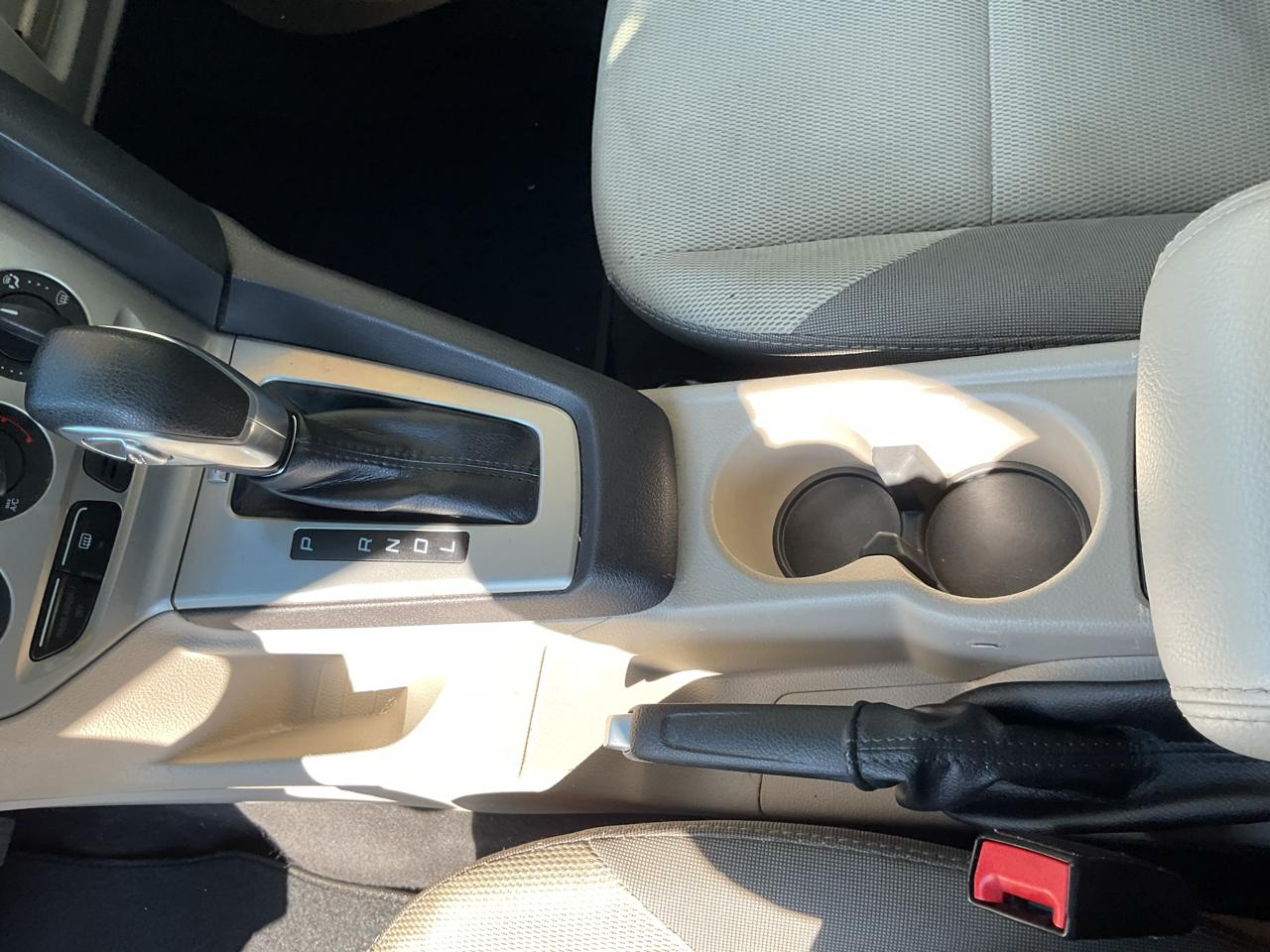 Ford Focus 4dr Sdn SE 2014