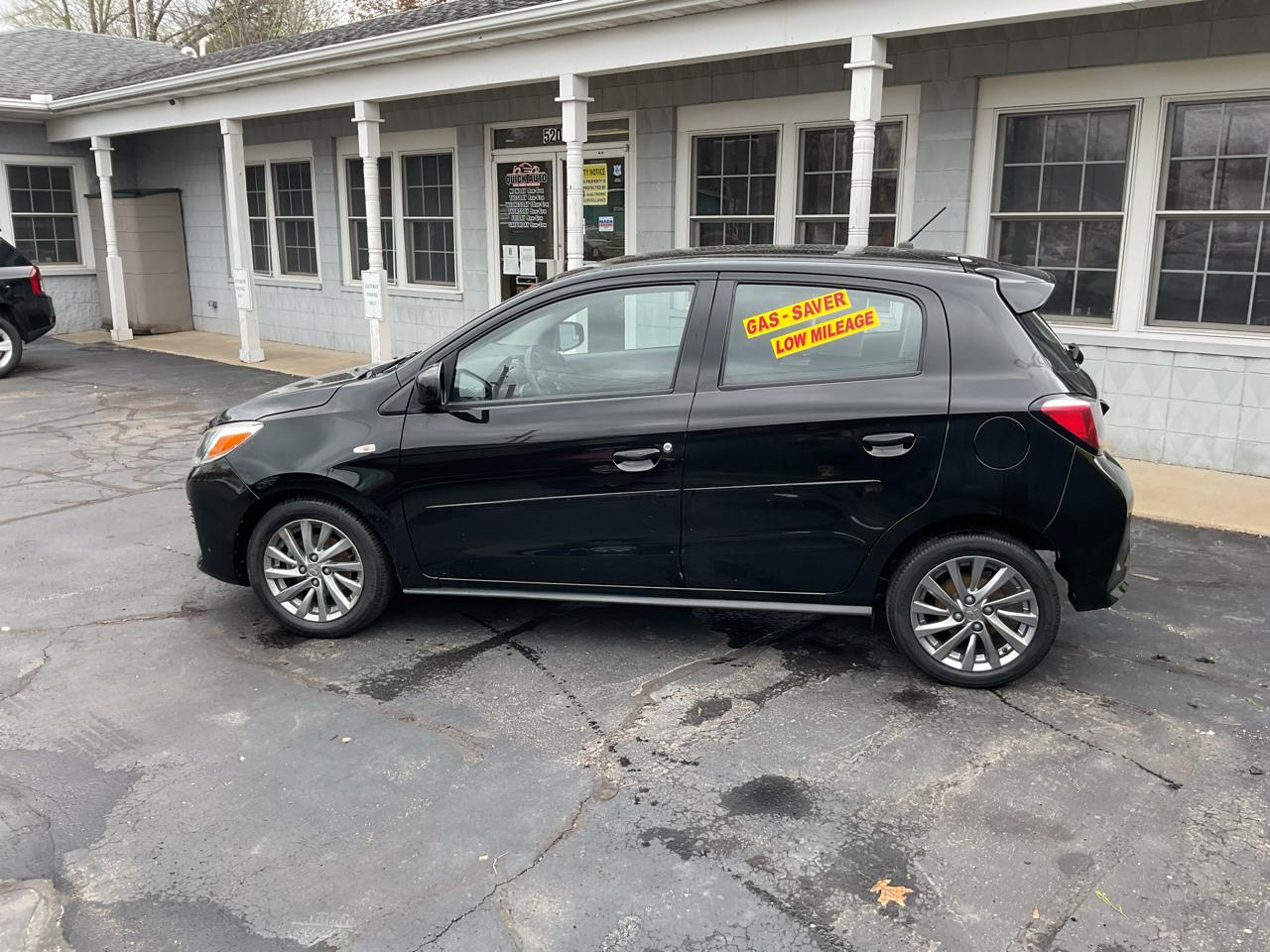 Mitsubishi Mirage ES CVT 2022