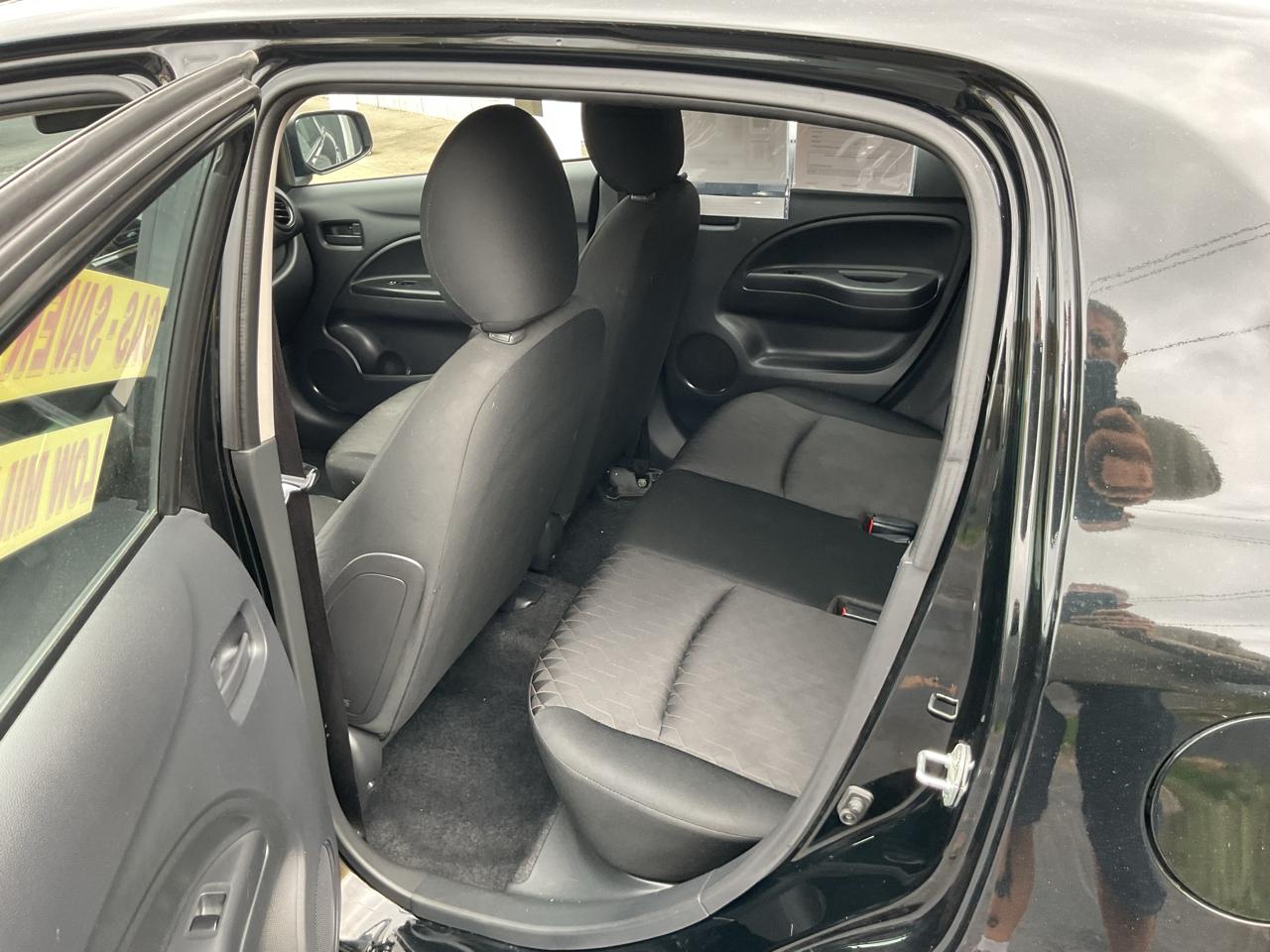 Mitsubishi Mirage ES CVT 2022