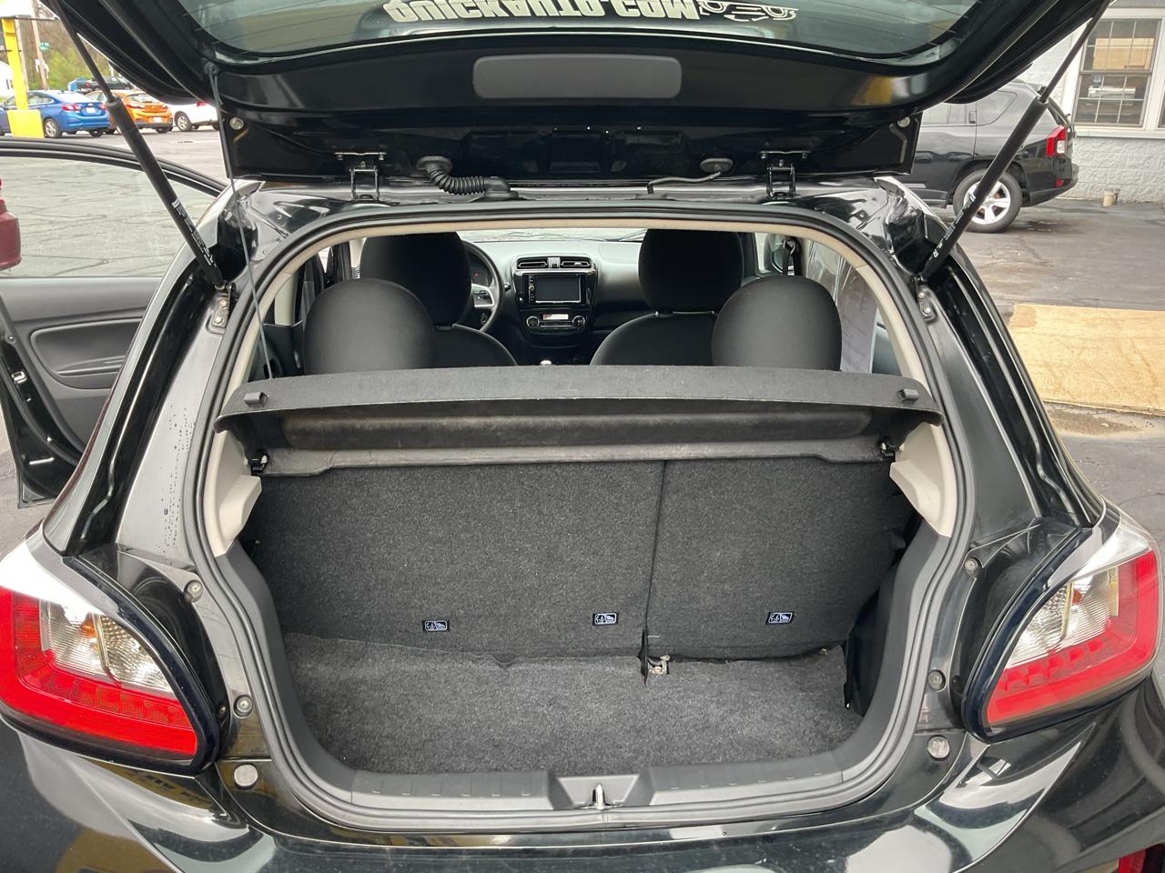 Mitsubishi Mirage ES CVT 2022