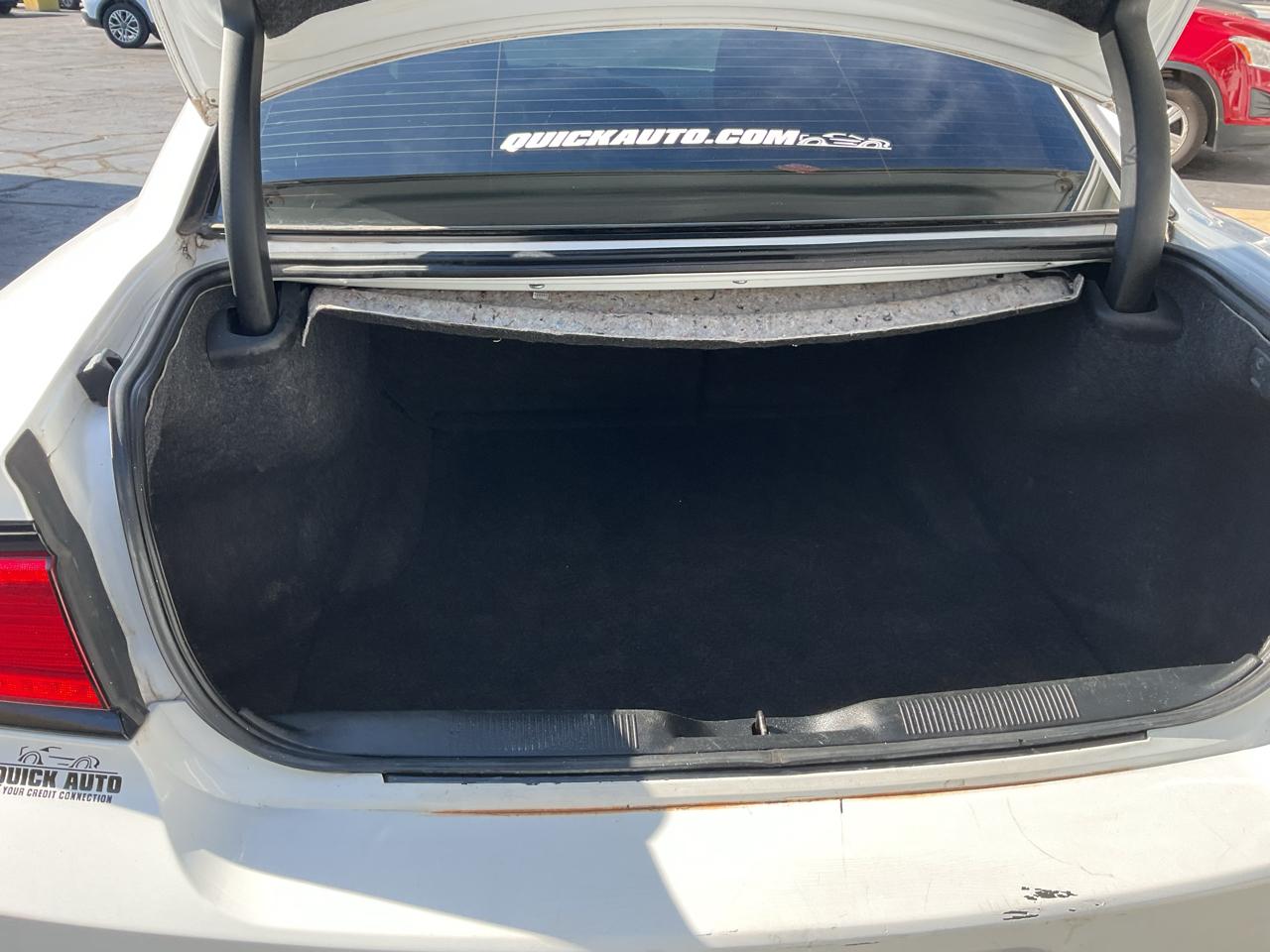 Dodge Charger 4dr Sdn SE RWD 2013