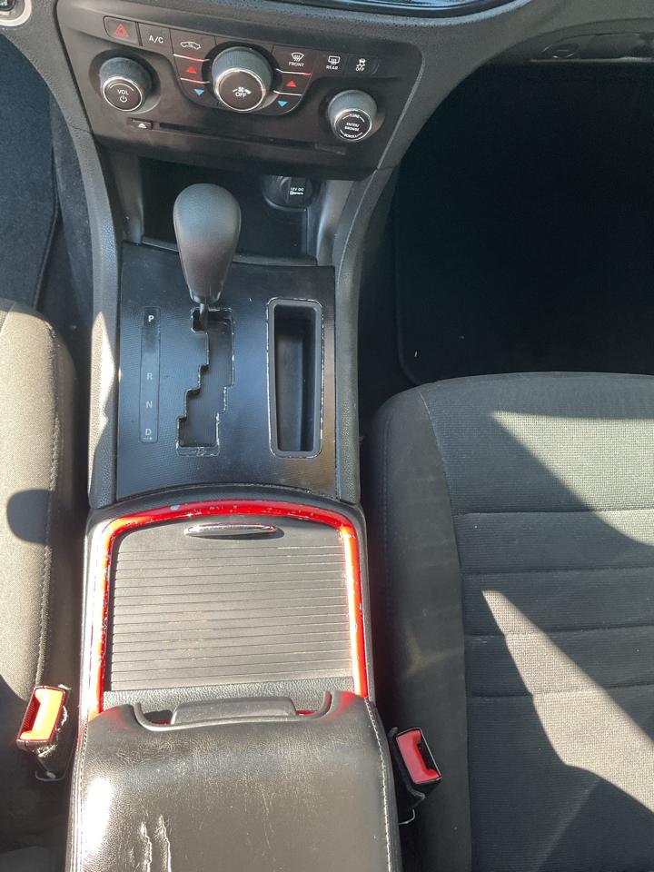 Dodge Charger 4dr Sdn SE RWD 2013