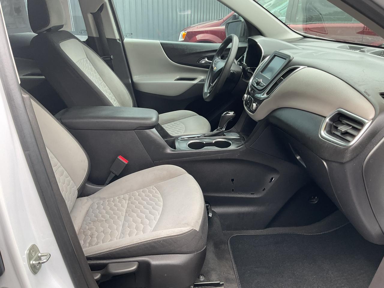 Chevrolet Equinox FWD 4dr LS w/1LS 2018