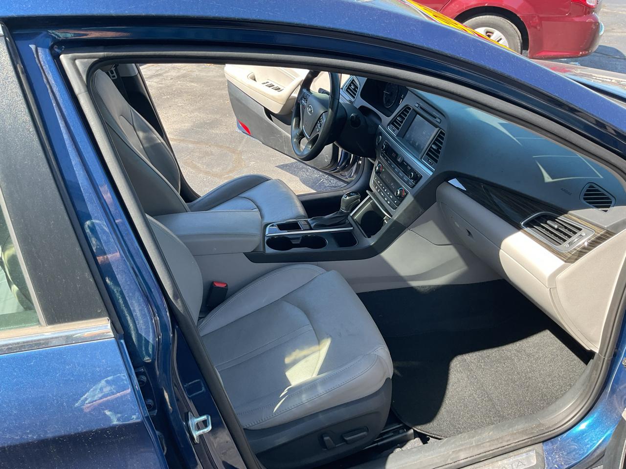 Hyundai Sonata 4dr Sdn 2.4L Limited 2016