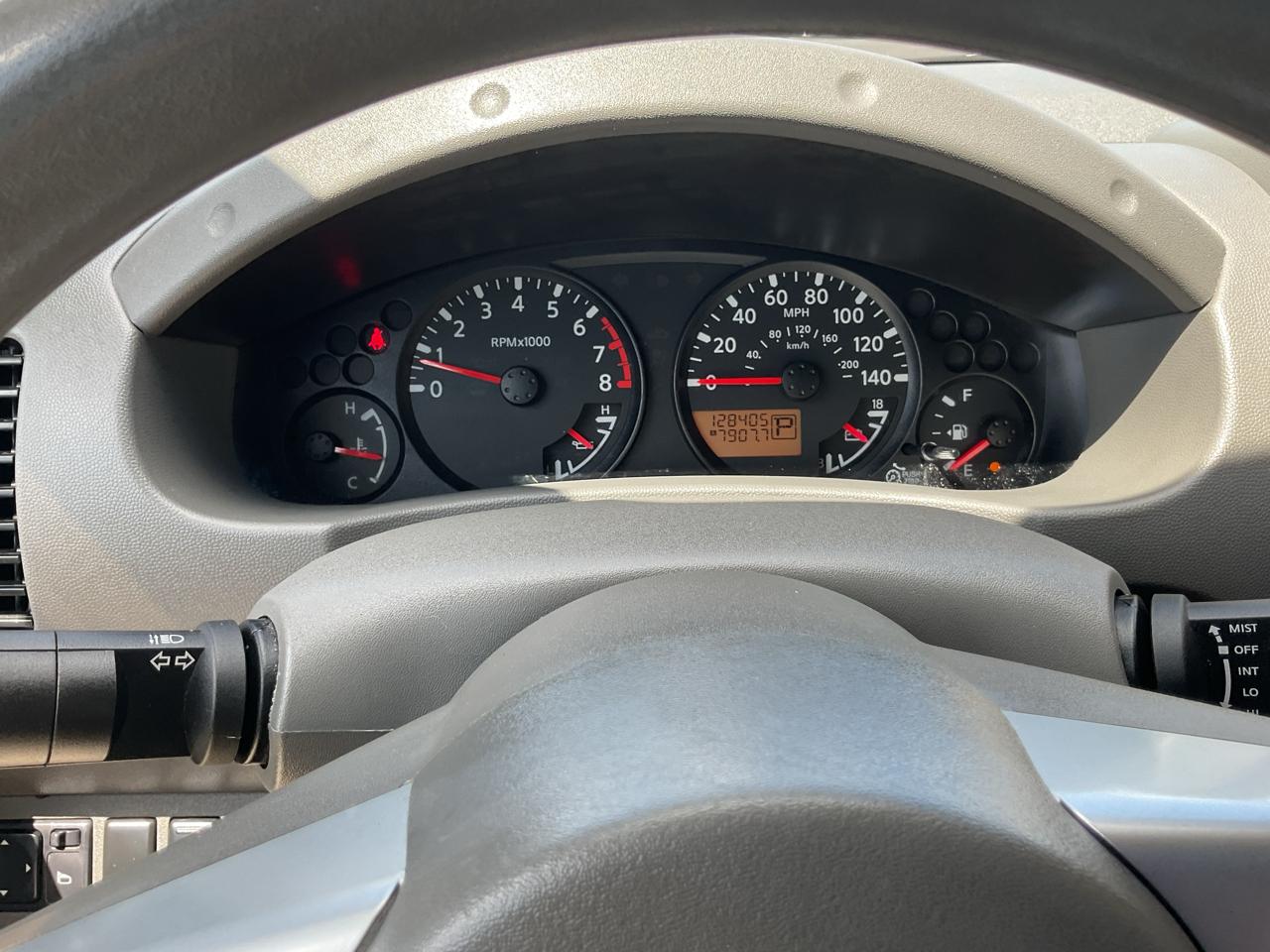 Nissan Frontier 2WD Crew Cab SWB Auto Desert Runner 2014