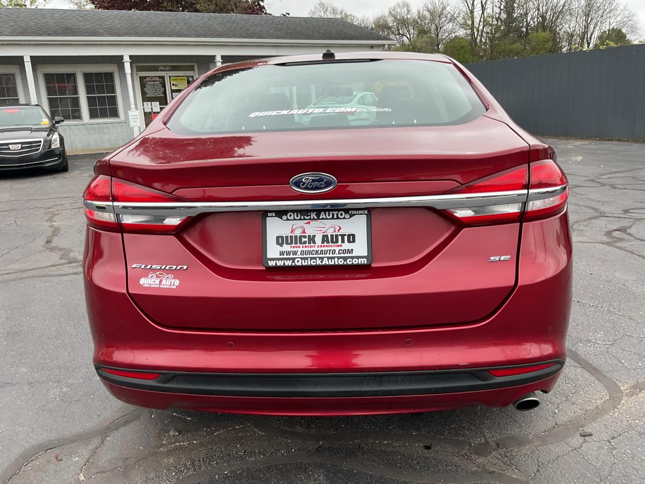 Ford Fusion SE FWD 2017