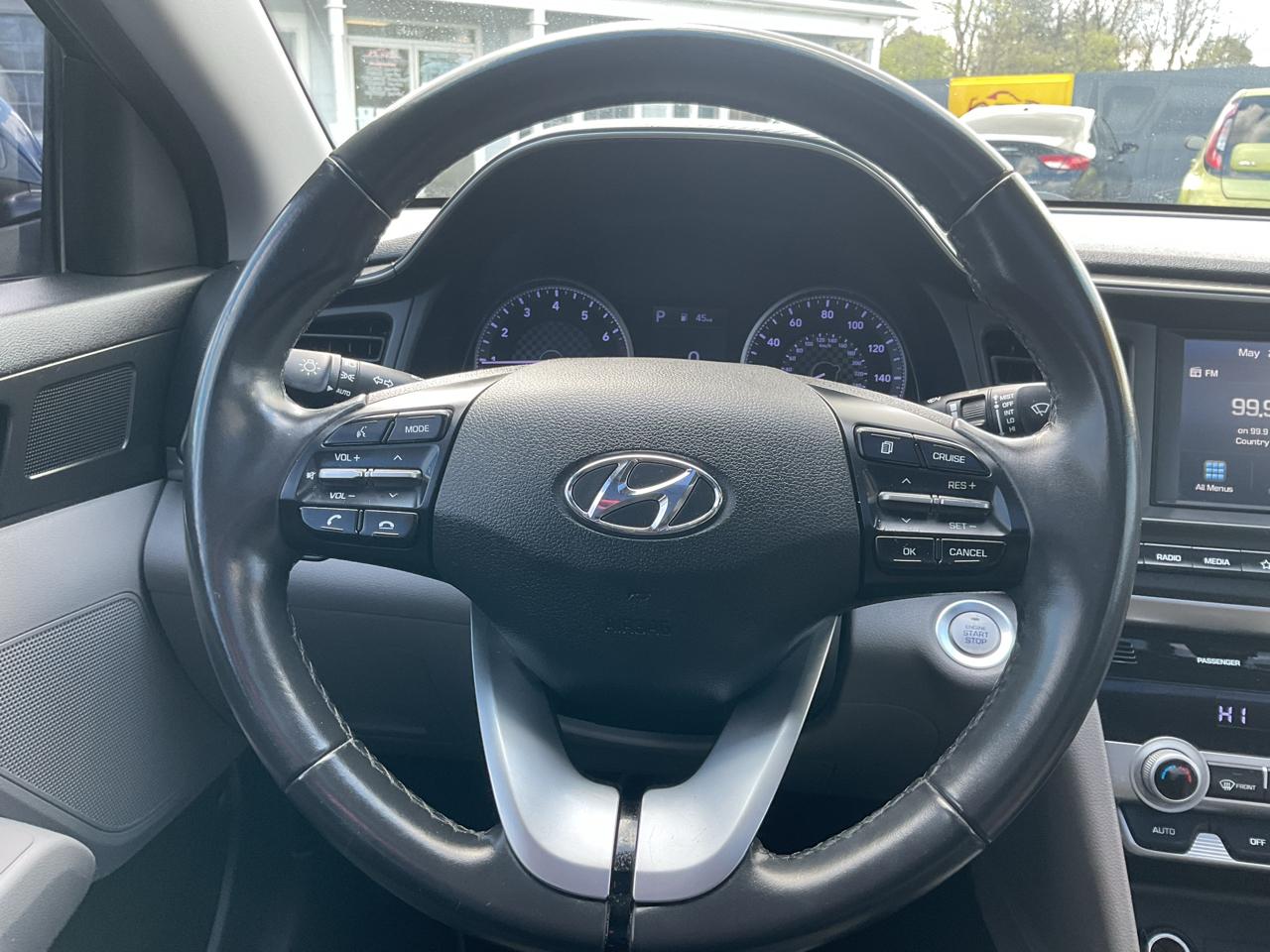 Hyundai Elantra Value Edition IVT 2020