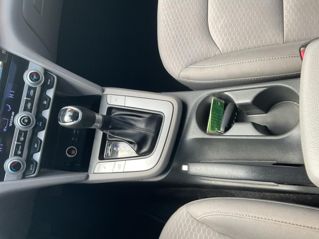 Hyundai Elantra Value Edition IVT 2020