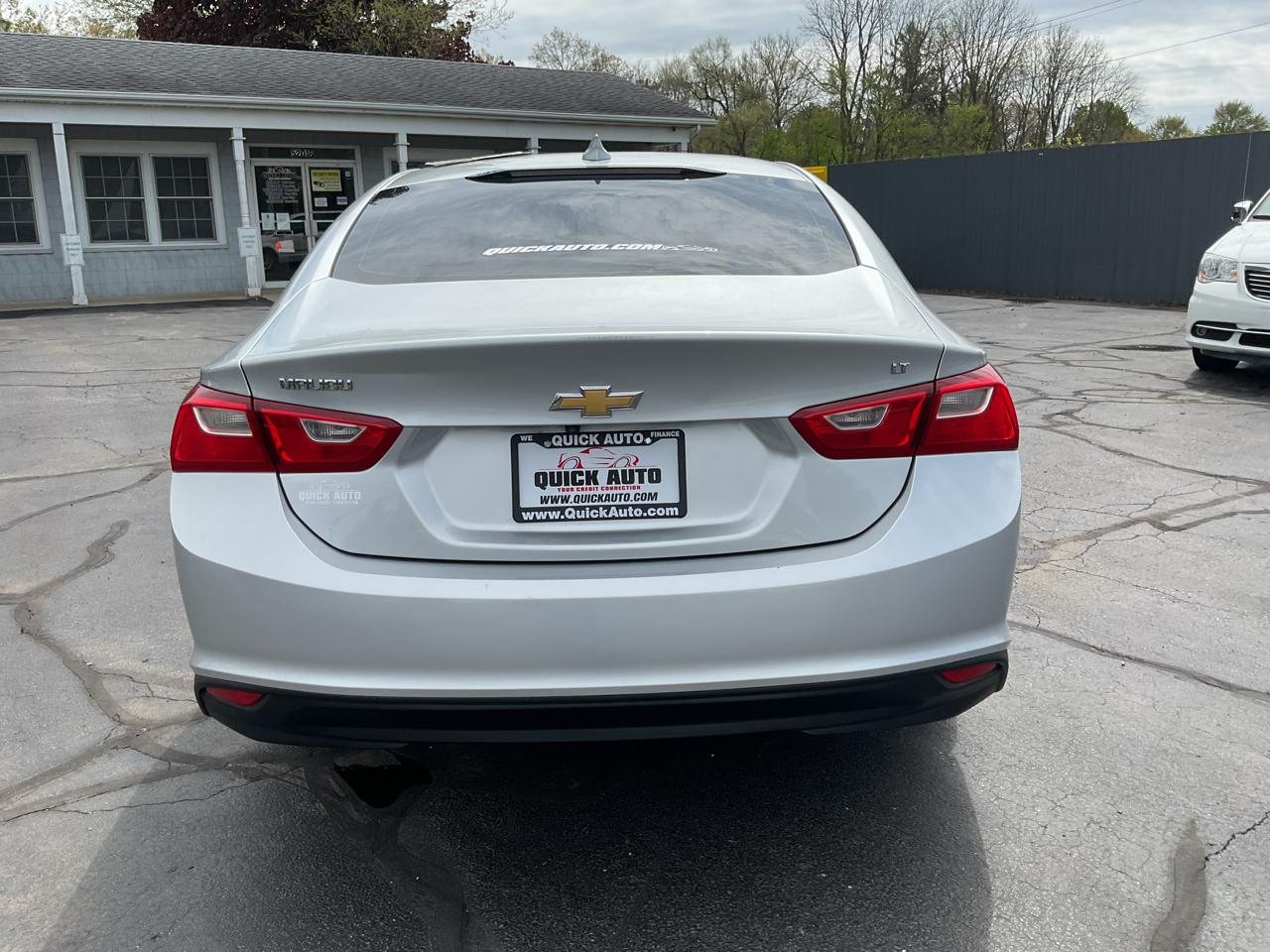 Chevrolet Malibu 4dr Sdn LT w/1LT 2018