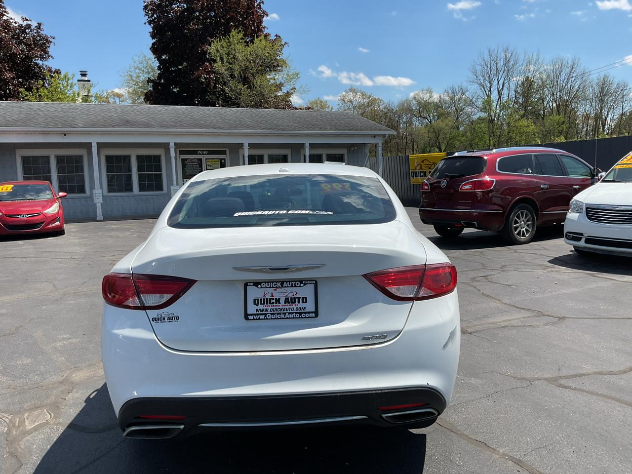 Chrysler 200 4dr Sdn Limited FWD 2015