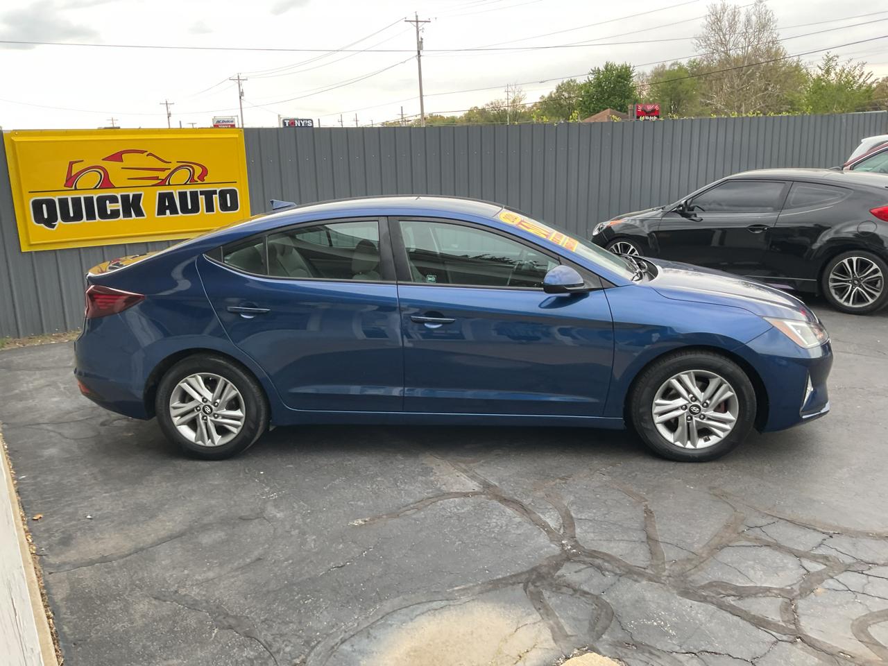 Hyundai Elantra SEL IVT 2020