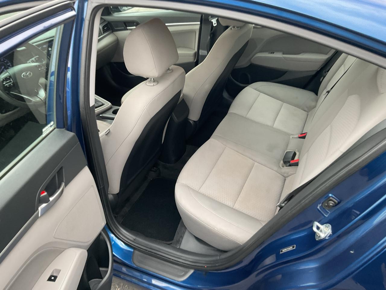 Hyundai Elantra SEL IVT 2020