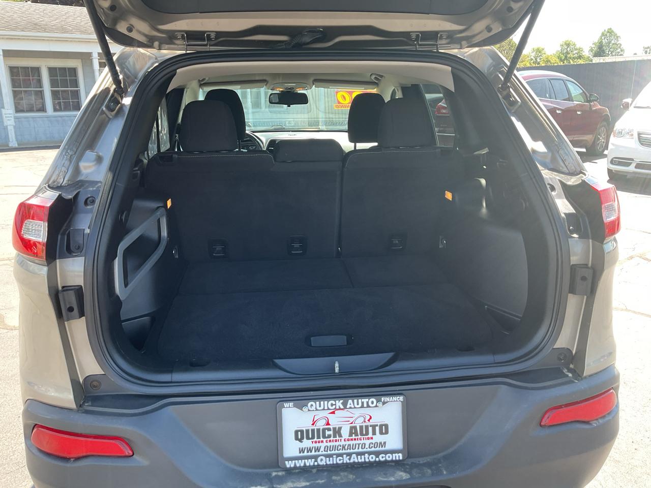 Jeep Cherokee 4WD 4dr Latitude 2016