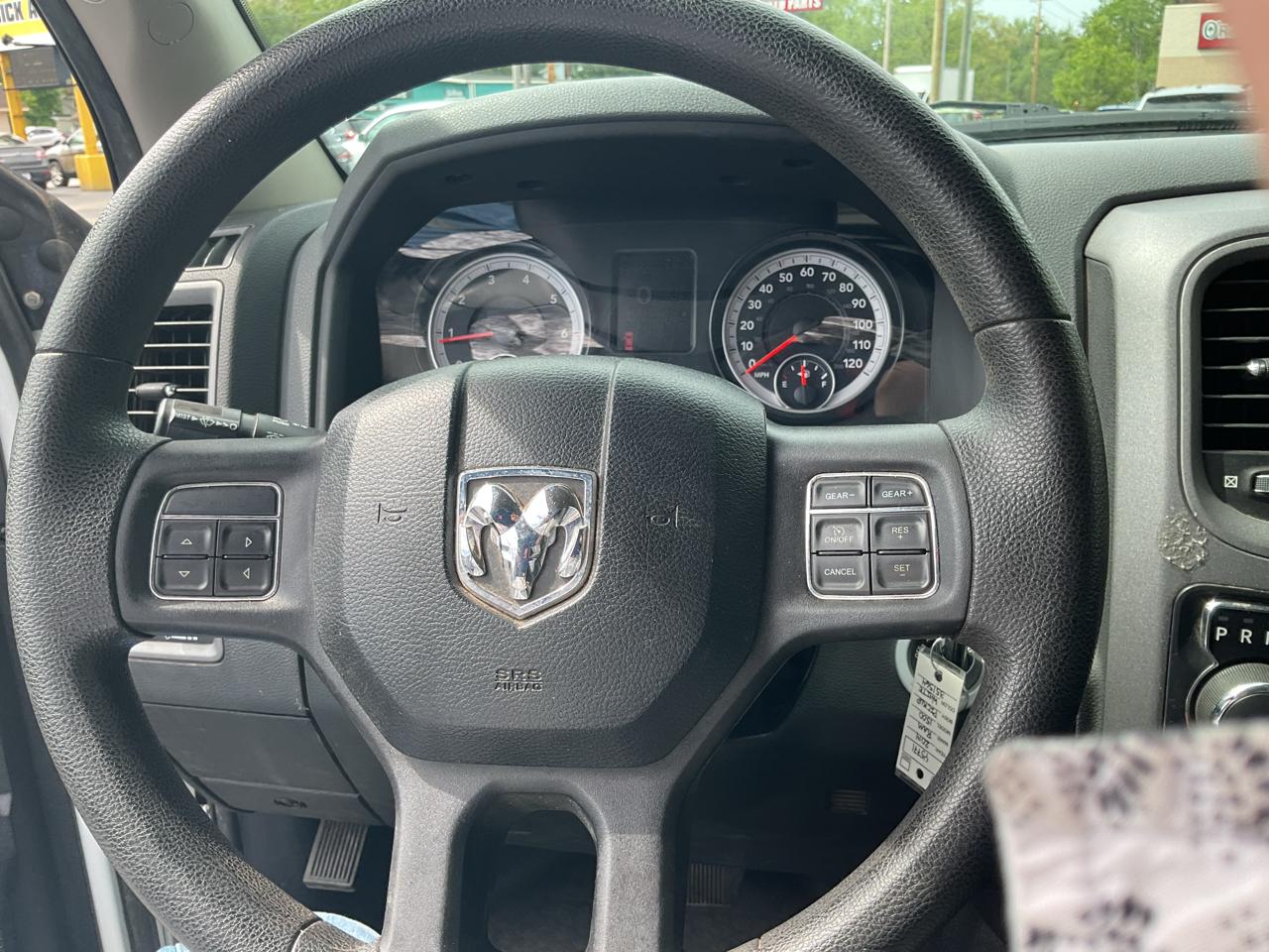 RAM 1500 4WD Crew Cab 140.5" Tradesman 2014