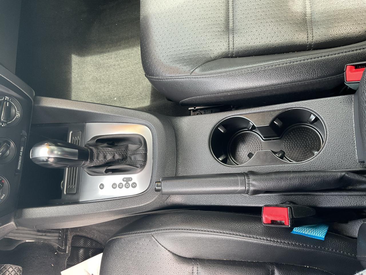 Volkswagen Jetta Sedan 4dr Auto SE PZEV 2014