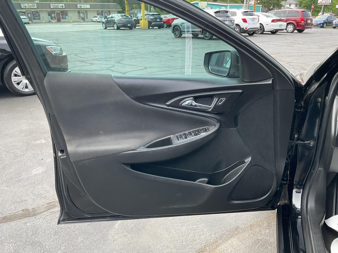 Chevrolet Malibu 4dr Sdn LT 2020