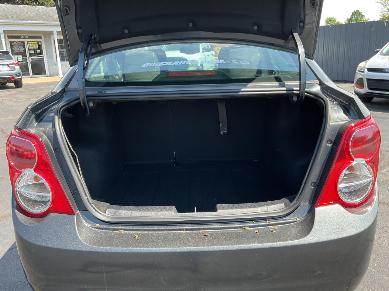 Chevrolet Sonic 4dr Sdn Auto LT 2016