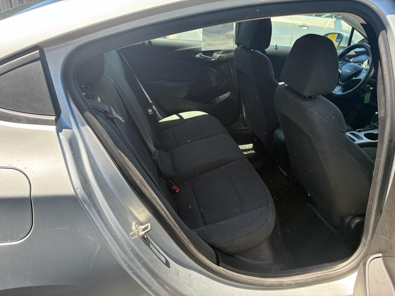 Chevrolet Cruze 4dr Sdn 1.4L LS w/1SB 2017