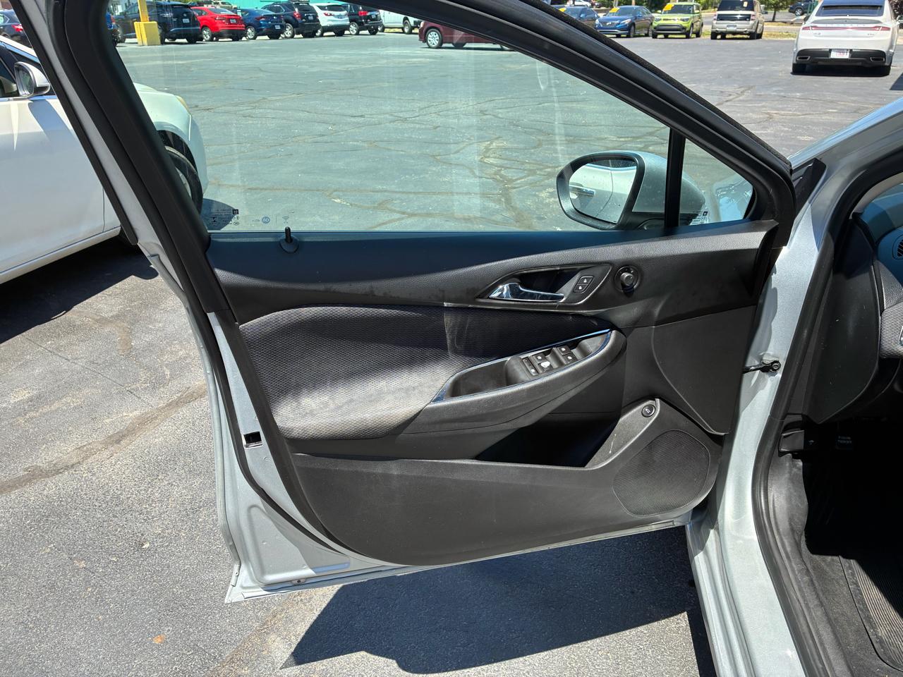 Chevrolet Cruze 4dr Sdn 1.4L LS w/1SB 2017