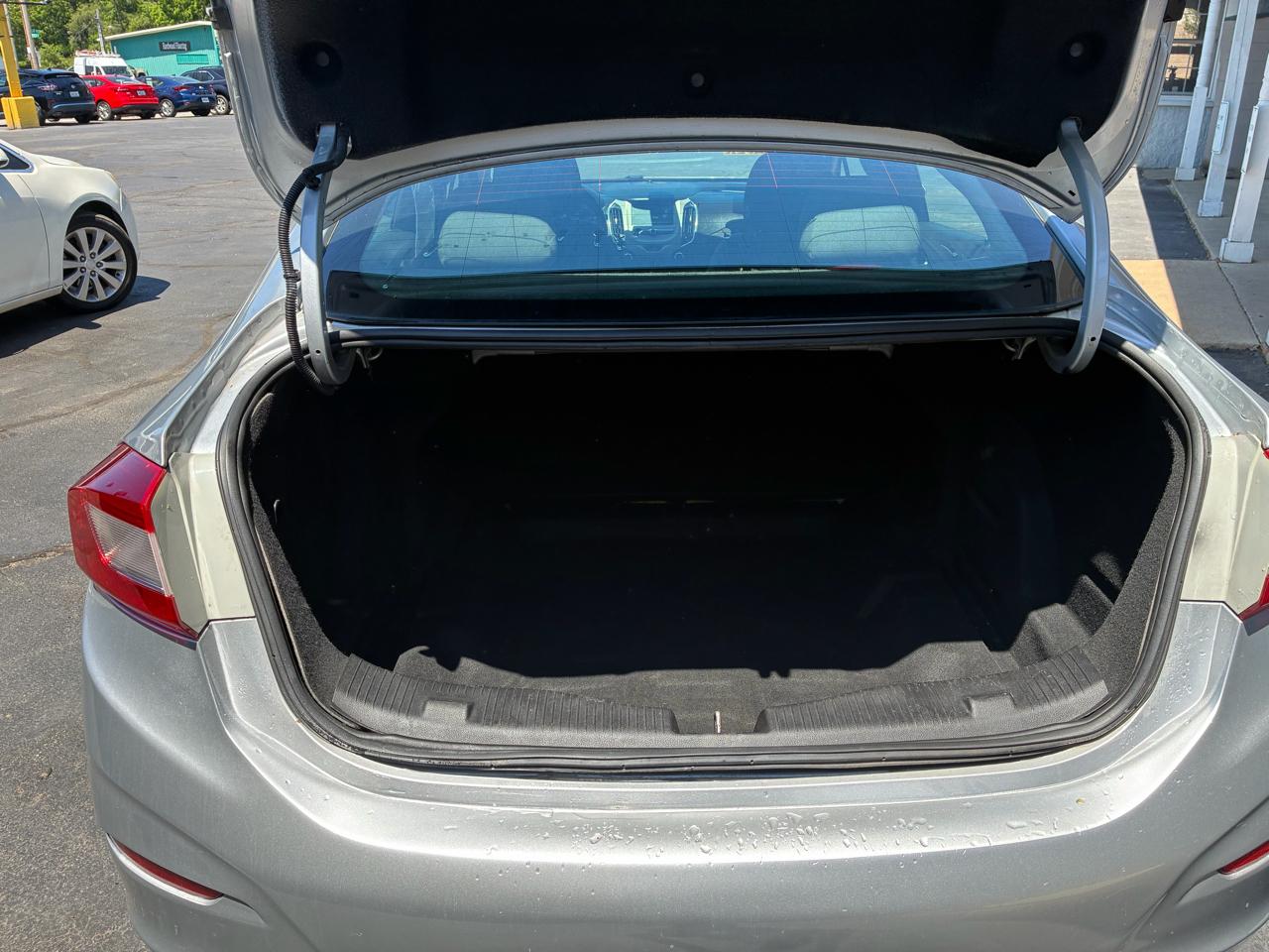 Chevrolet Cruze 4dr Sdn 1.4L LS w/1SB 2017