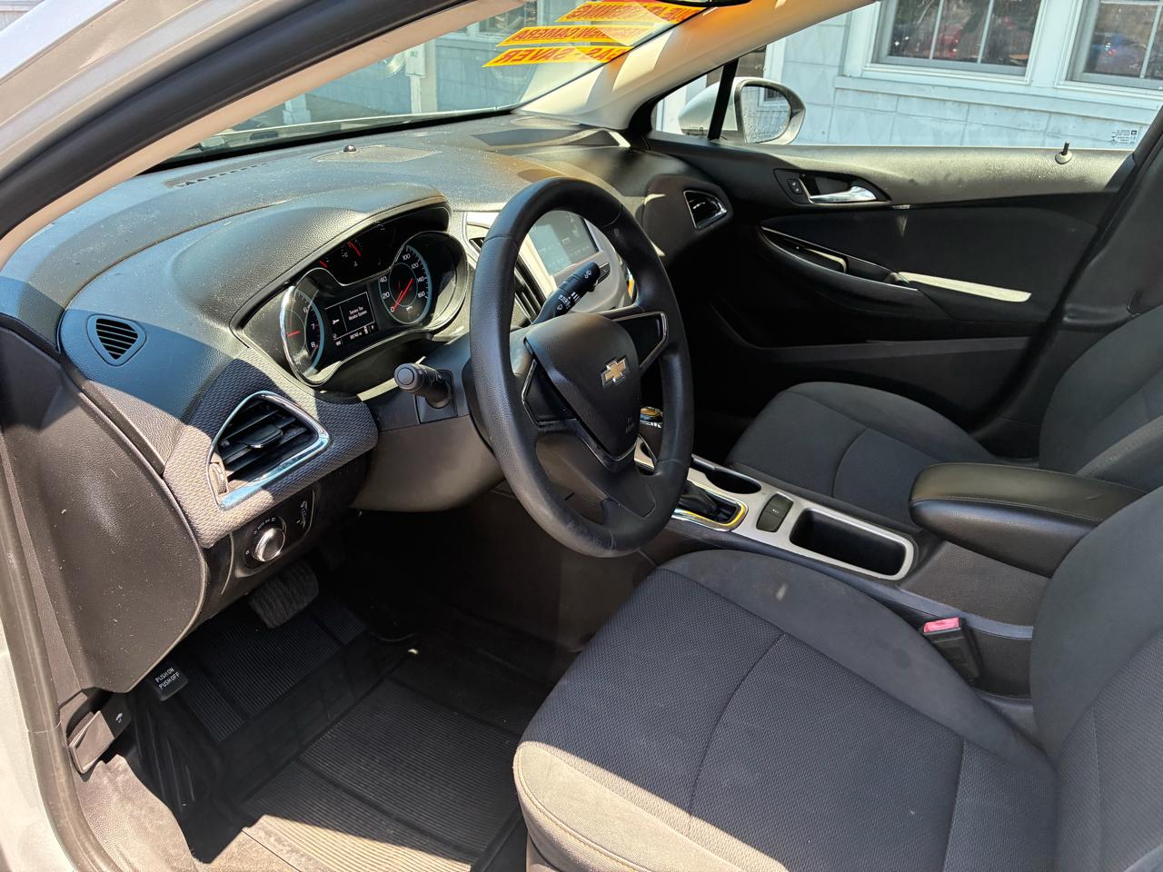 Chevrolet Cruze 4dr Sdn 1.4L LS w/1SB 2017