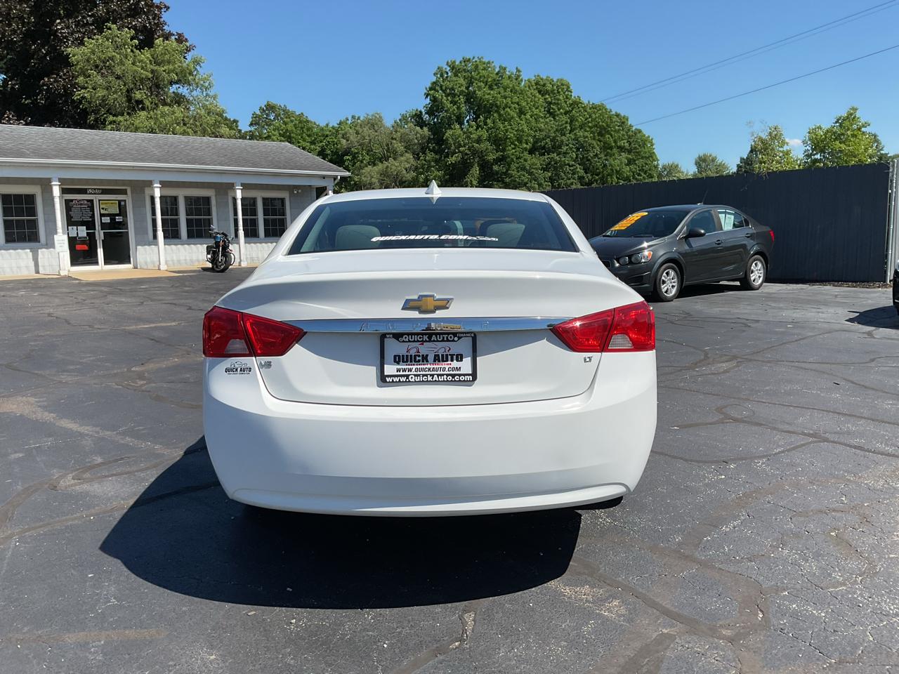 Chevrolet Impala 4dr Sdn LT w/1LT 2017