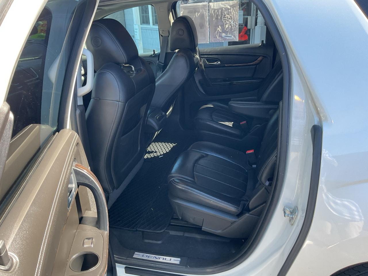 GMC Acadia AWD 4dr Denali 2014