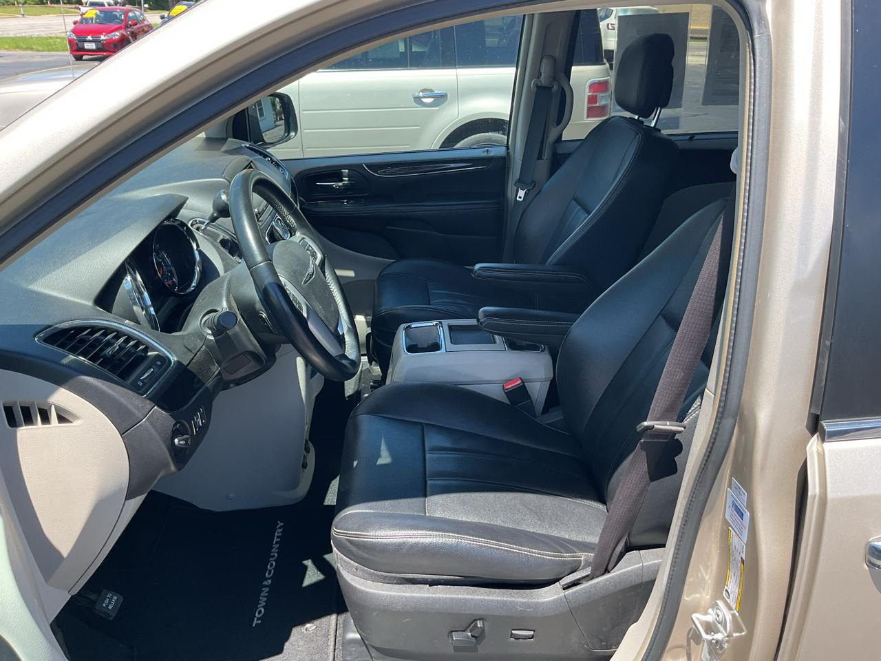 Chrysler Town & Country 4dr Wgn Touring 2015