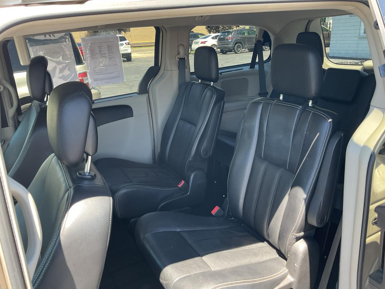 Chrysler Town & Country 4dr Wgn Touring 2015