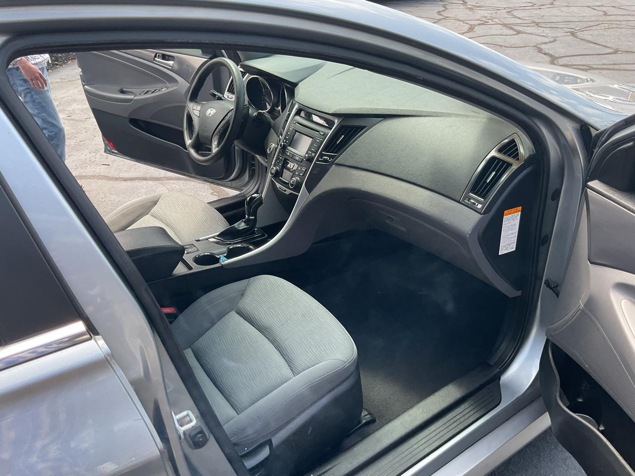 Hyundai Sonata Hybrid 4dr Sdn 2014