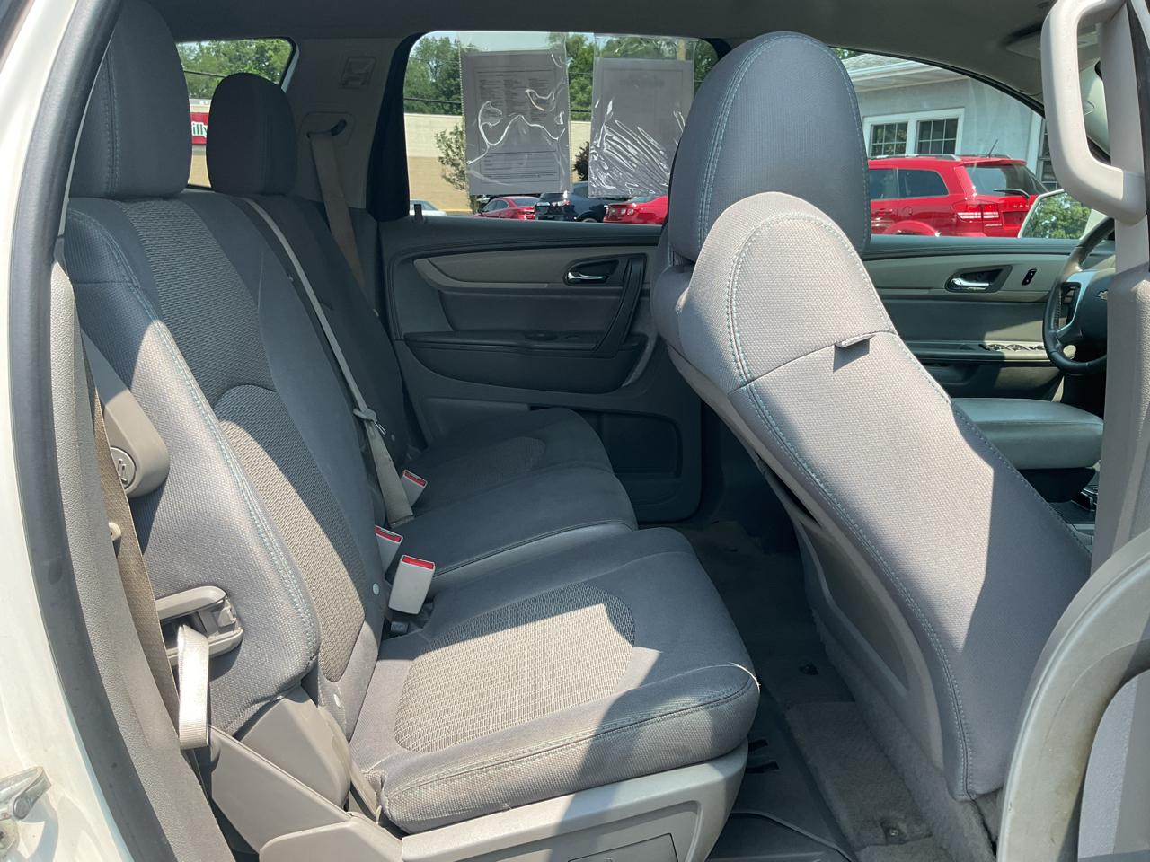Chevrolet Traverse AWD 4dr LT w/1LT 2015