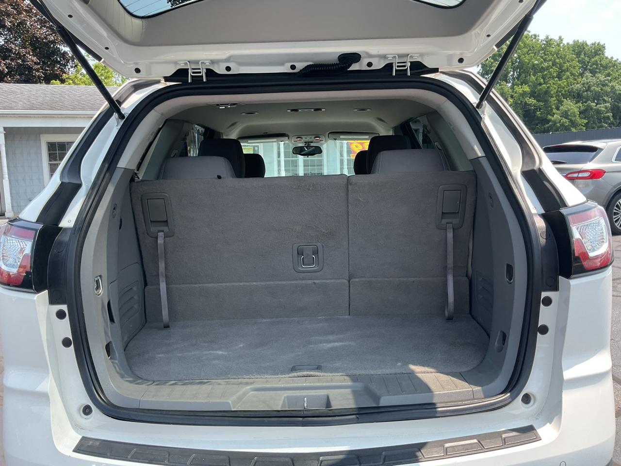 Chevrolet Traverse AWD 4dr LT w/1LT 2015