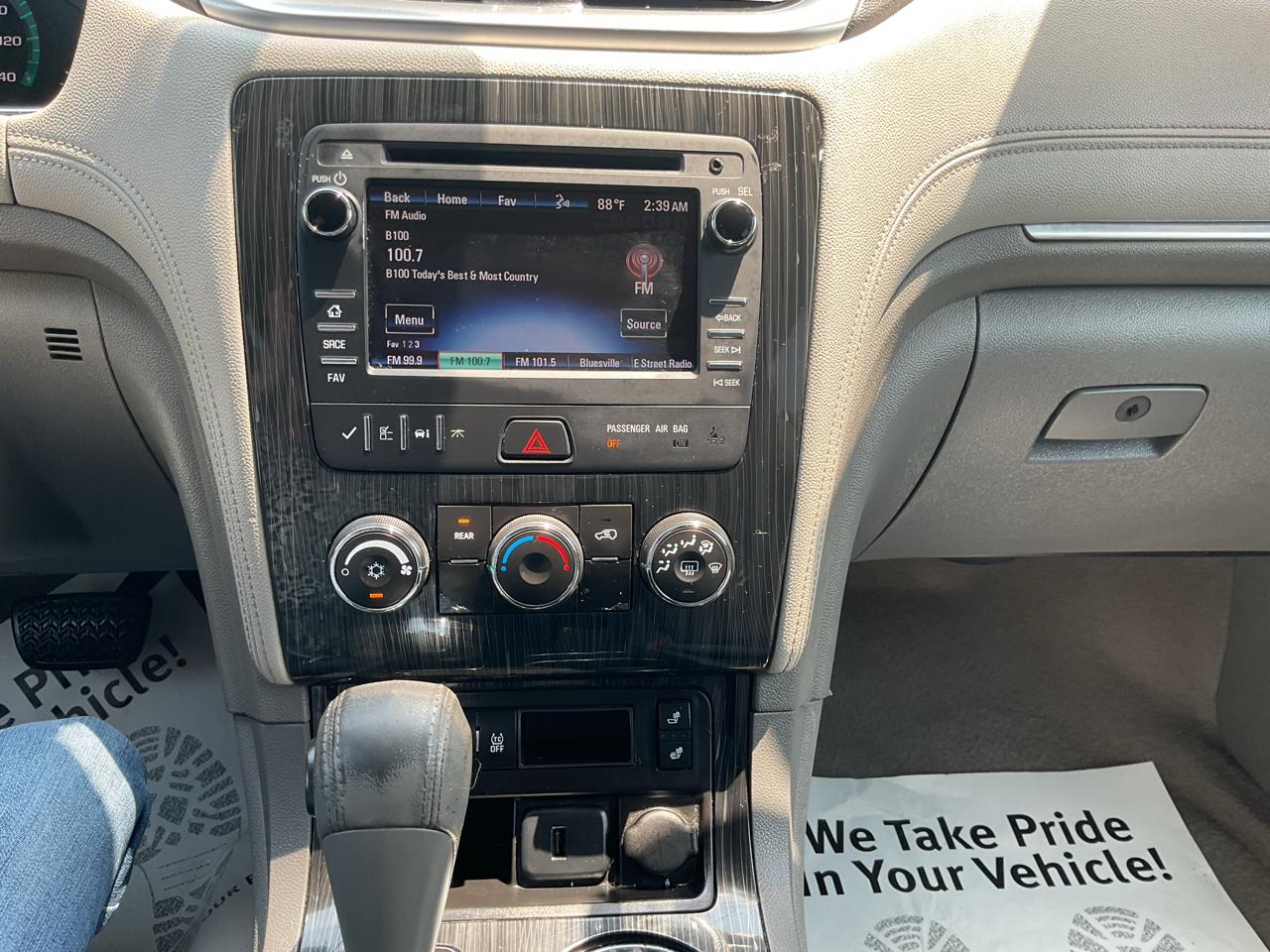Chevrolet Traverse AWD 4dr LT w/1LT 2015