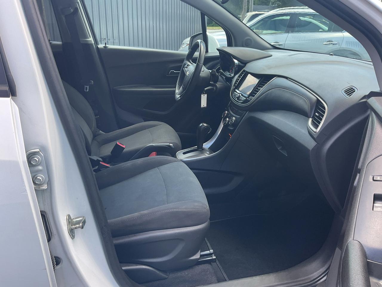 Chevrolet Trax FWD 4dr LS 2020