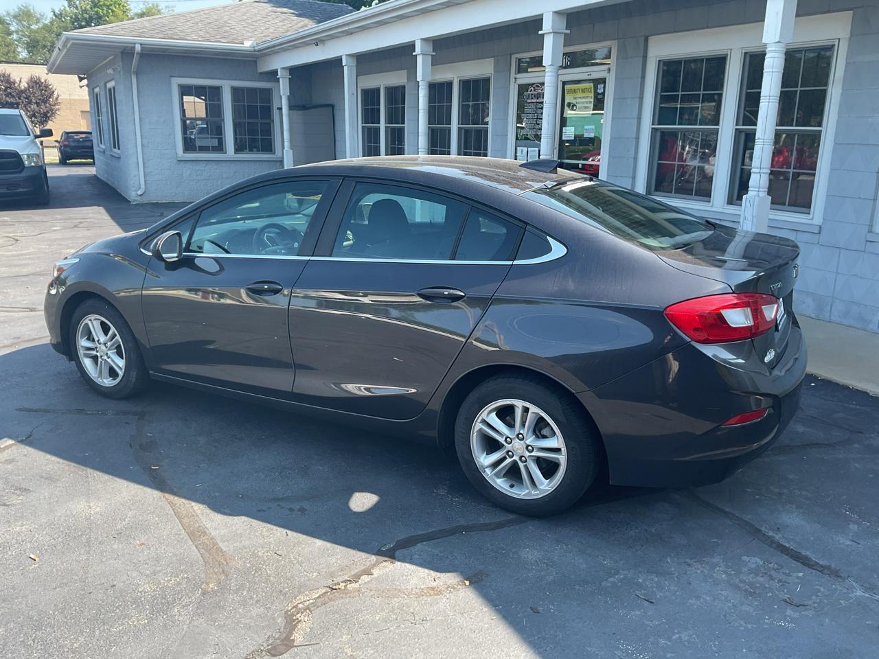 Chevrolet Cruze 4dr Sdn Auto LT 2016