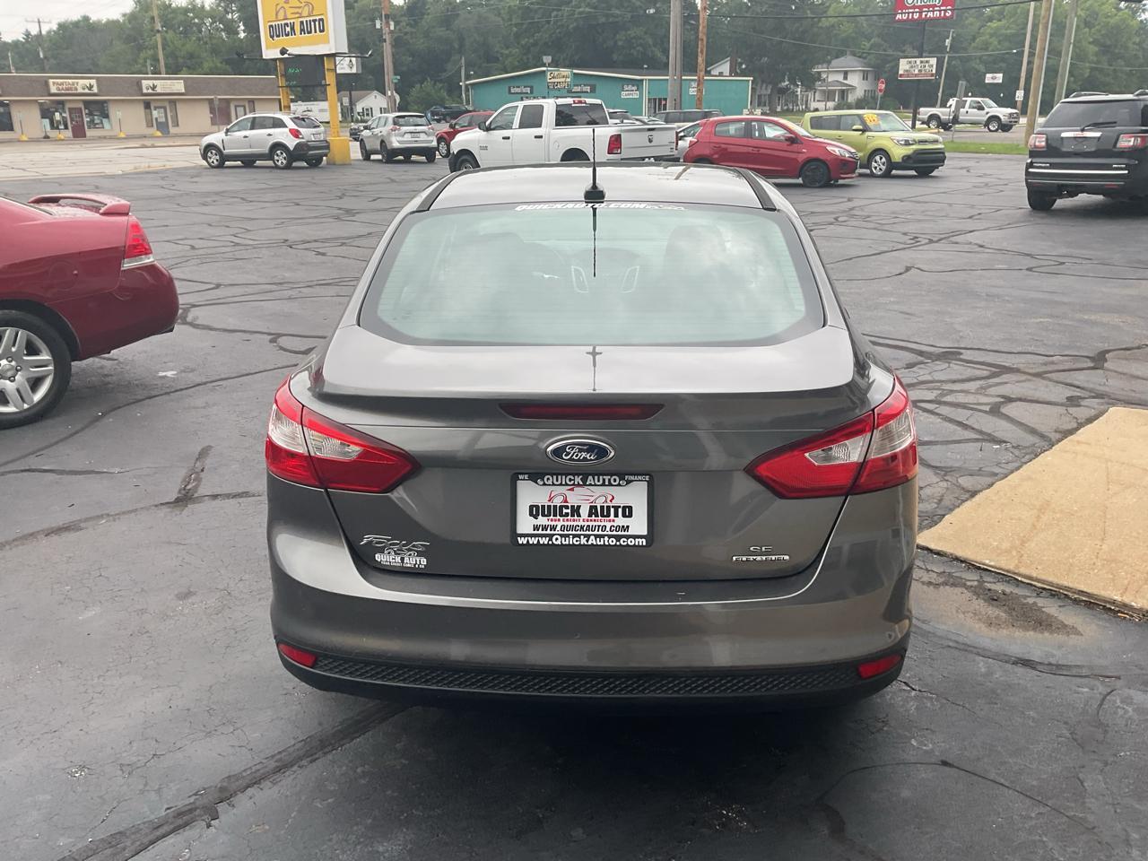 Ford Focus 4dr Sdn SE 2014