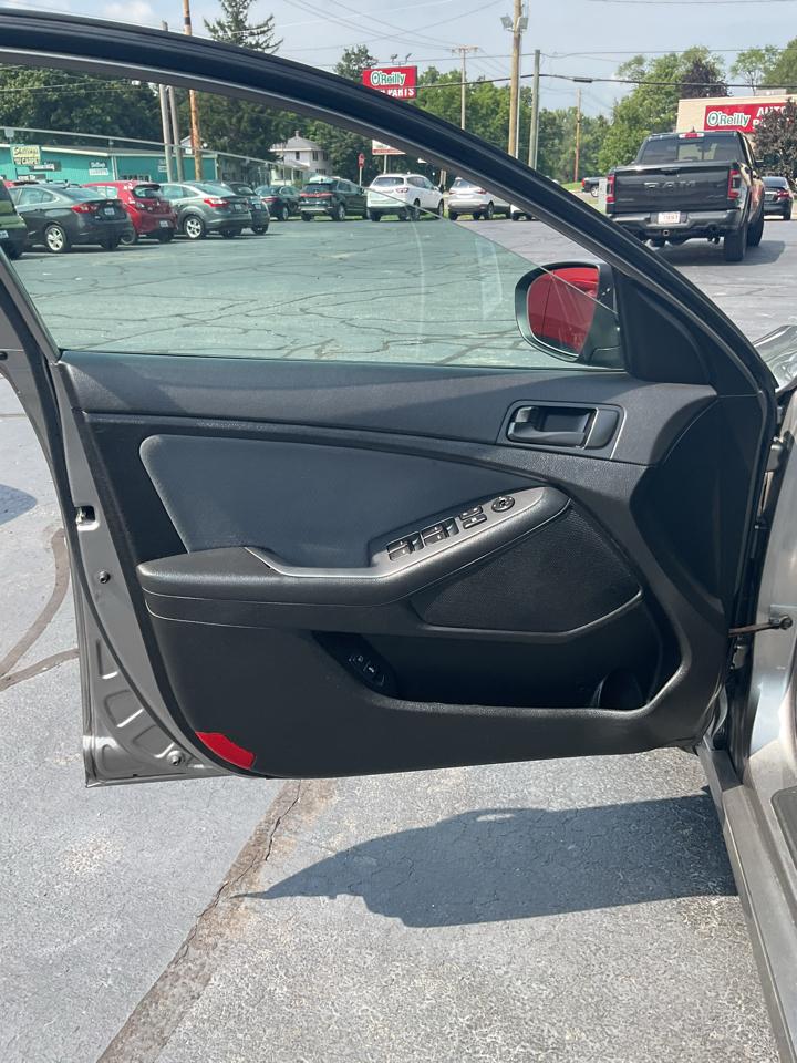 Kia Optima 4dr Sdn LX 2015