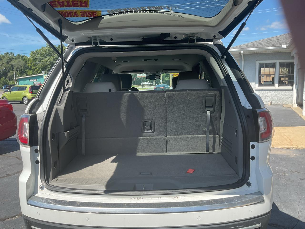 GMC Acadia FWD 4dr SLT w/SLT-1 2016