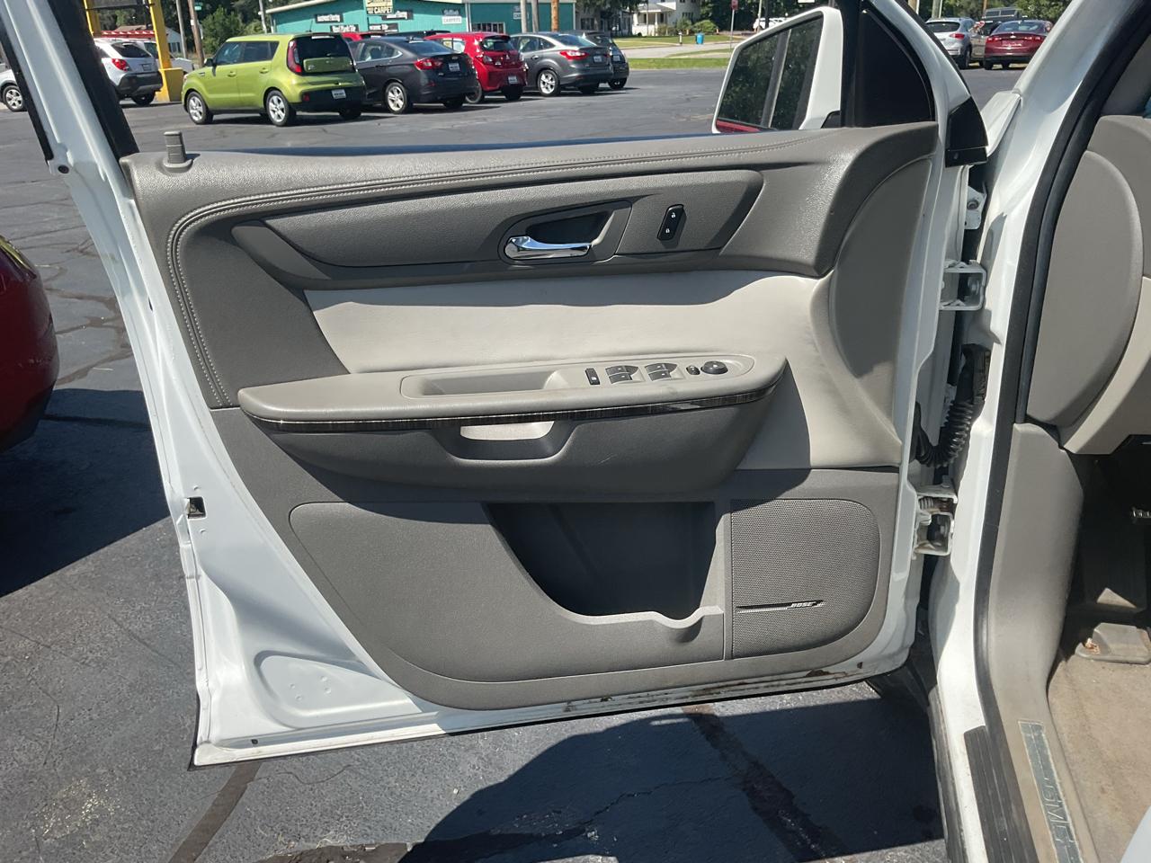 GMC Acadia FWD 4dr SLT w/SLT-1 2016